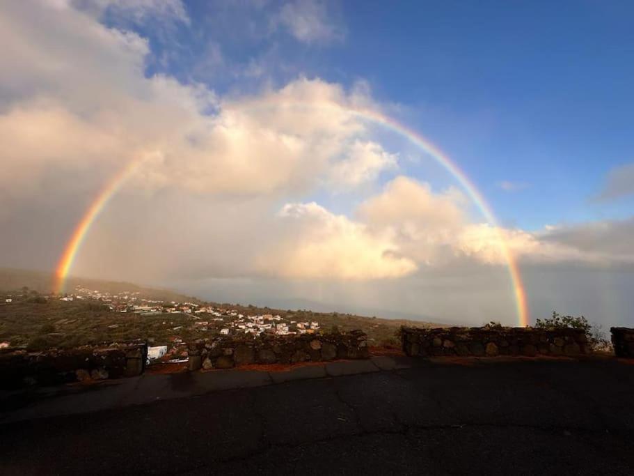 Casa Poesia De El Hierro, Situada En El Centro De El Pinar Villa El Pinar  ภายนอก รูปภาพ